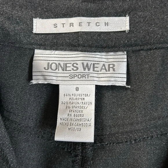 Jones Wear Sport Cargo Skirt Size 8 - Picture 4 of 5